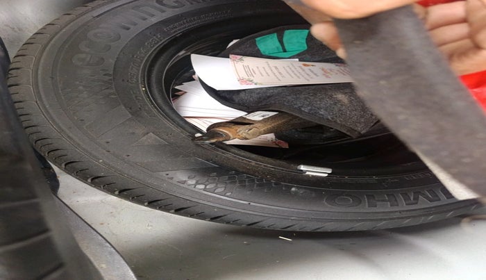 2020 Hyundai Elite i20 SPORTZ PLUS 1.2, Petrol, Manual, 63,572 km, tyre