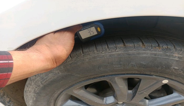 2020 Hyundai Elite i20 SPORTZ PLUS 1.2, Petrol, Manual, 63,572 km, tyre