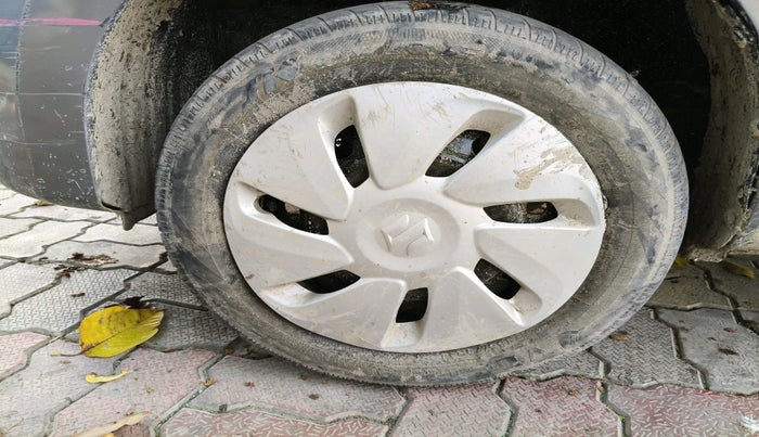 2015 Maruti Celerio VXI, Petrol, Manual, 83,374 km, tyre