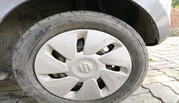 2015 Maruti Celerio VXI, Petrol, Manual, 83,374 km, tyre