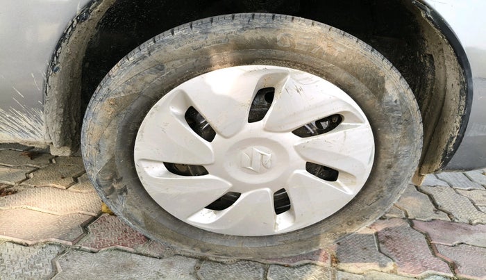 2015 Maruti Celerio VXI, Petrol, Manual, 83,374 km, tyre