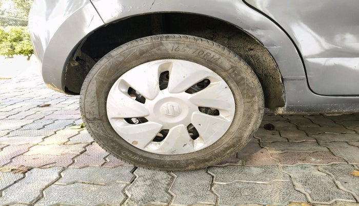 2015 Maruti Celerio VXI, Petrol, Manual, 83,374 km, tyre