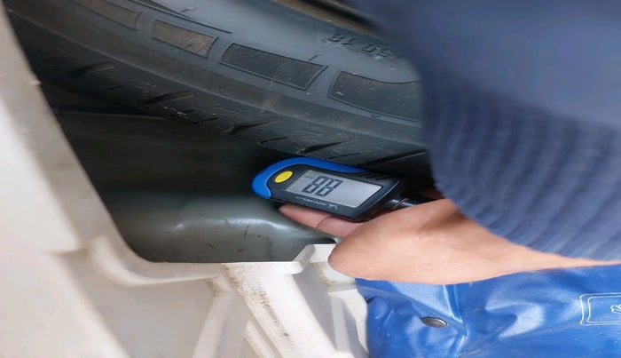 2019 Mahindra XUV300 W8 (O) 1.2 PETROL, Petrol, Manual, 63,001 km, tyre