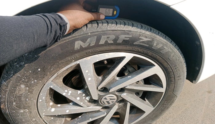 2018 Volkswagen Polo COMFORTLINE 1.0L MPI, Petrol, Manual, 69,762 km, tyre