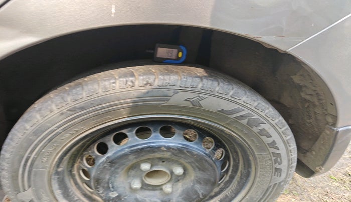 2016 Maruti Baleno DELTA PETROL 1.2, Petrol, Manual, 1,11,121 km, tyre