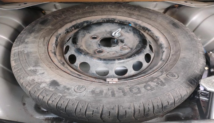 2018 Maruti Alto 800 VXI O, Petrol, Manual, 67,455 km, tyre