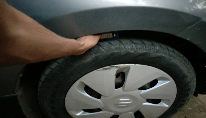 2014 Maruti Celerio VXI CNG, Petrol, Manual, 67,400 km, tyre