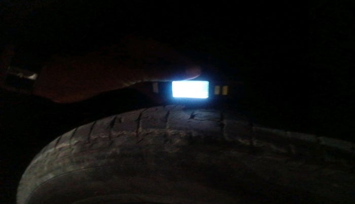 2013 Mahindra XUV500 W8, Diesel, Manual, 2,43,321 km, tyre