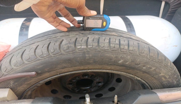 2016 Tata Tiago XZ PETROL, Petrol, Manual, 69,993 km, tyre