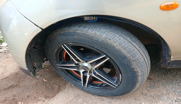 2012 Chevrolet Beat LT PETROL, Petrol, Manual, 98,712 km, tyre