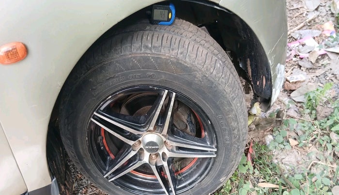 2012 Chevrolet Beat LT PETROL, Petrol, Manual, 98,712 km, tyre