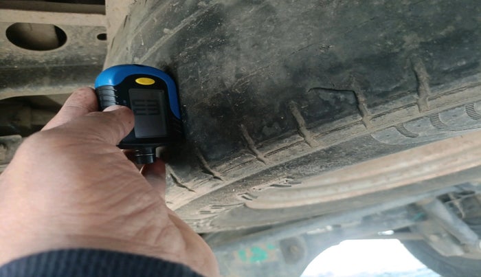 2018 Tata Safari Storme 2.2 VX 4X2, Diesel, Manual, 1,52,000 km, tyre