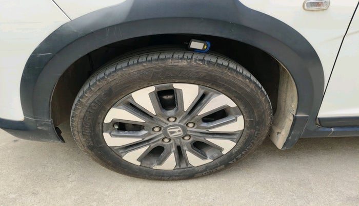 2021 Honda WR-V 1.5L I-DTEC SV MT, Diesel, Manual, 68,087 km, tyre