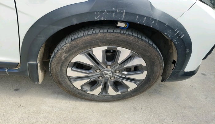 2021 Honda WR-V 1.5L I-DTEC SV MT, Diesel, Manual, 68,087 km, tyre