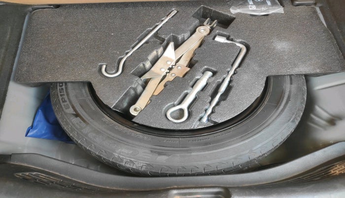 2021 Honda WR-V 1.2L I-VTEC VX MT, Petrol, Manual, 54,180 km, tyre