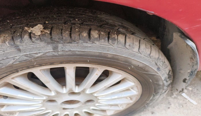 2015 Tata Zest XT PETROL, Petrol, Manual, 55,442 km, tyre