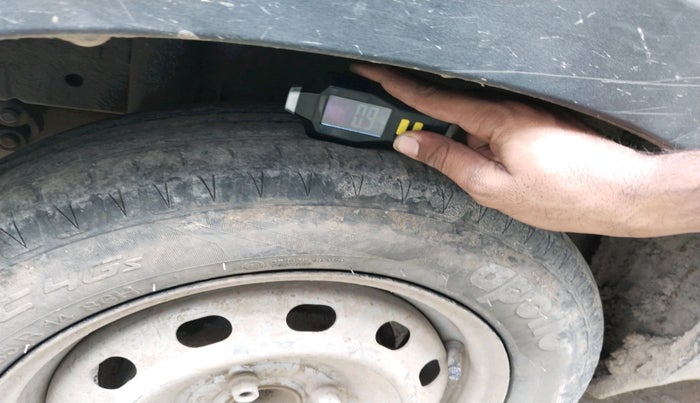 2018 Mahindra KUV 100 NXT K2 P 6 STR, Petrol, Manual, 1,17,634 km, tyre