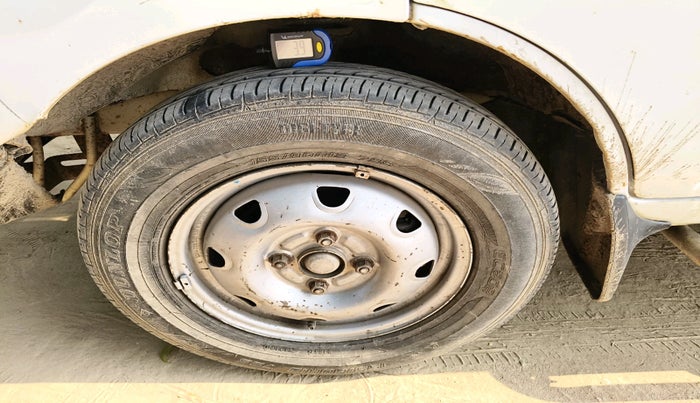 2016 Maruti Eeco 5 STR WITH A/C+HTR, Petrol, Manual, 2,19,627 km, tyre