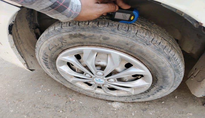 2016 Maruti Wagon R 1.0 LXI CNG, Petrol, Manual, 96,063 km, tyre