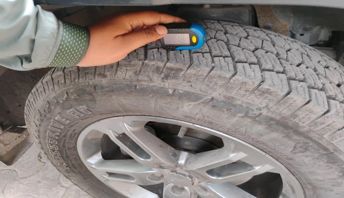 2023 Mahindra Thar LX D HT 2WD MT, Diesel, Manual, 14,186 km, tyre