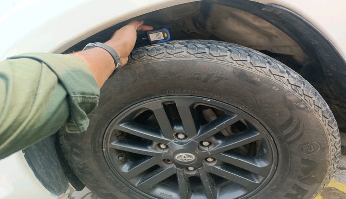 2016 Toyota Fortuner 3.0 4X2 MT, Diesel, Manual, 1,63,156 km, tyre