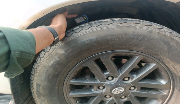 2016 Toyota Fortuner 3.0 4X2 MT, Diesel, Manual, 1,63,156 km, tyre