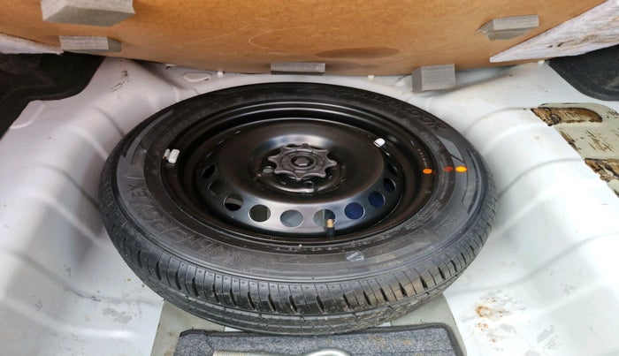 2018 Hyundai Xcent S 1.2, Petrol, Manual, 58,631 km, tyre