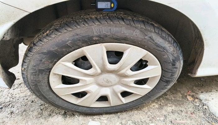 2016 Ford New Figo TREND 1.2 PETROL, Petrol, Manual, 38,674 km, tyre