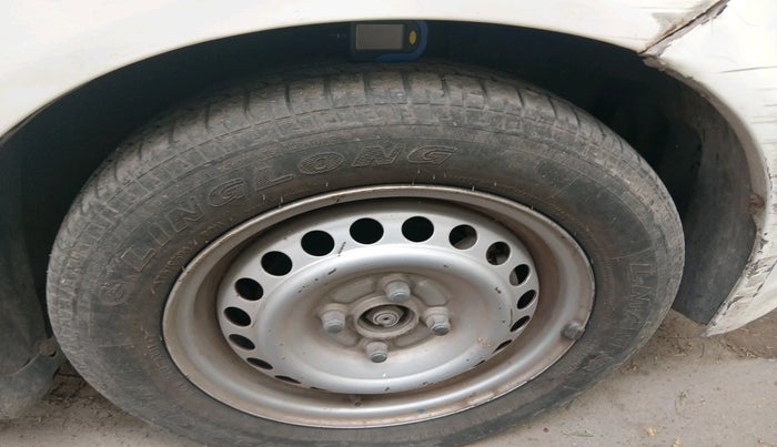 2012 Honda Brio E MT, Petrol, Manual, 72,812 km, tyre