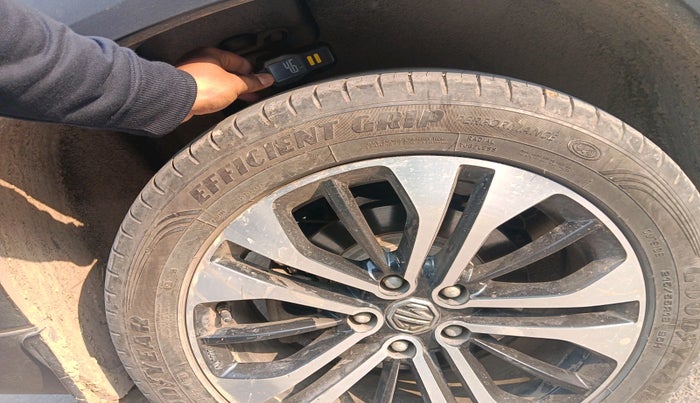 2021 MG HECTOR SHARP 1.5 PETROL CVT, Petrol, Automatic, 39,266 km, tyre