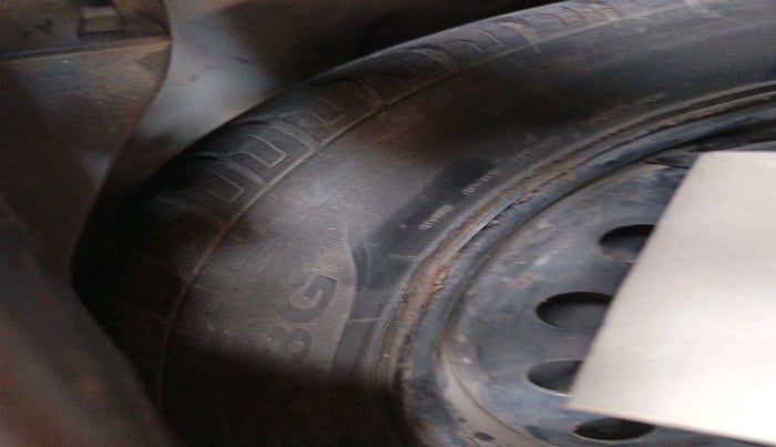 2016 Maruti Wagon R 1.0 VXI, Petrol, Manual, 57,586 km, tyre