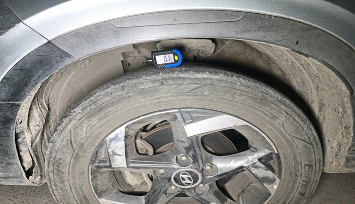 2019 Hyundai VENUE SX(O) 1.4 CRDI, Diesel, Manual, 79,895 km, tyre