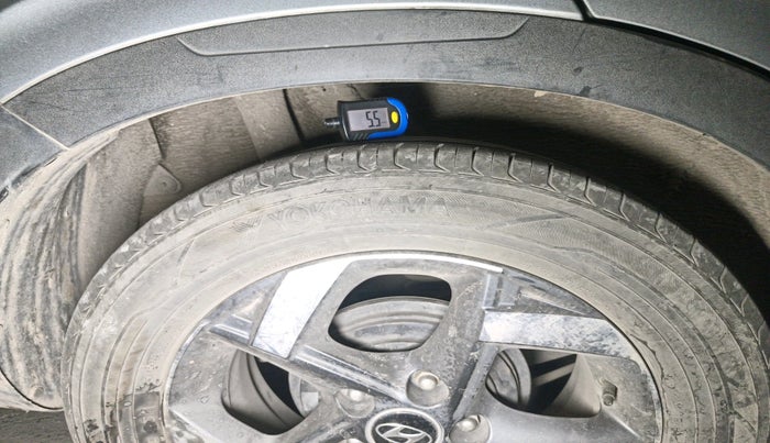 2019 Hyundai VENUE SX(O) 1.4 CRDI, Diesel, Manual, 79,895 km, tyre