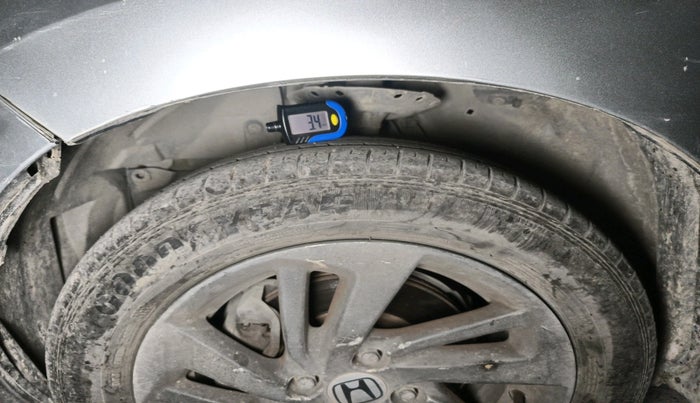 2015 Honda Jazz 1.2L I-VTEC V, Petrol, Manual, 92,795 km, tyre