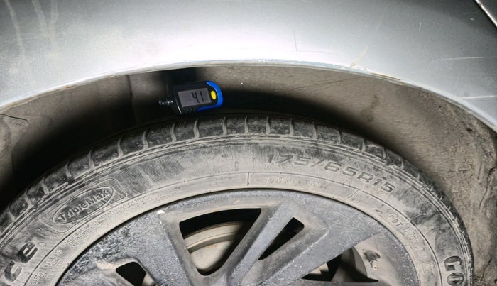 2015 Honda Jazz 1.2L I-VTEC V, Petrol, Manual, 92,795 km, tyre