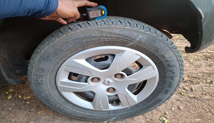 2017 Renault Kwid RXT 1.0, Petrol, Manual, 43,220 km, tyre