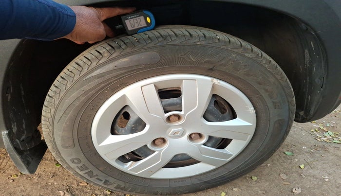 2017 Renault Kwid RXT 1.0, Petrol, Manual, 43,220 km, tyre