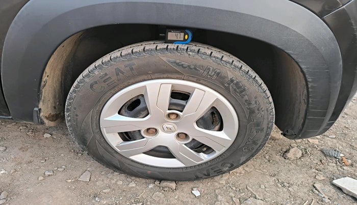 2019 Renault Kwid RXT 1.0 AMT (O), Petrol, Automatic, 56,603 km, tyre