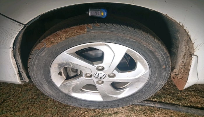 2016 Honda City 1.5L I-VTEC VX, Petrol, Manual, 1,07,075 km, tyre