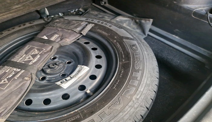 2020 Jeep Compass LIMITED PLUS DIESEL, Diesel, Manual, 1,28,000 km, tyre