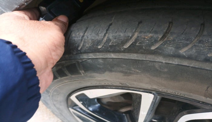 2022 KIA CARENS LUXURY PLUS 1.5 DIESEL 7 STR, Diesel, Manual, 90,822 km, tyre