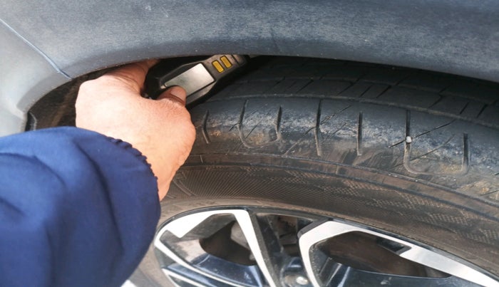 2022 KIA CARENS LUXURY PLUS 1.5 DIESEL 7 STR, Diesel, Manual, 90,822 km, tyre