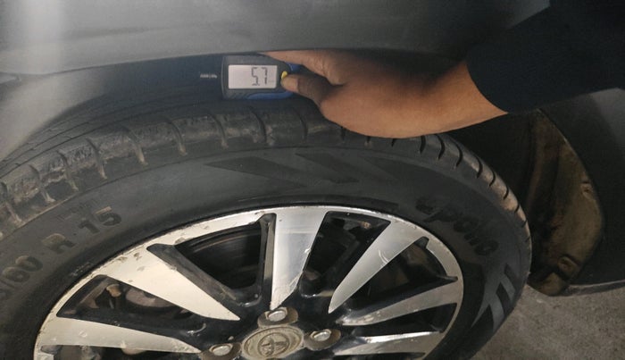 2014 Toyota Etios CROSS 1.2 G, Petrol, Manual, 81,531 km, tyre