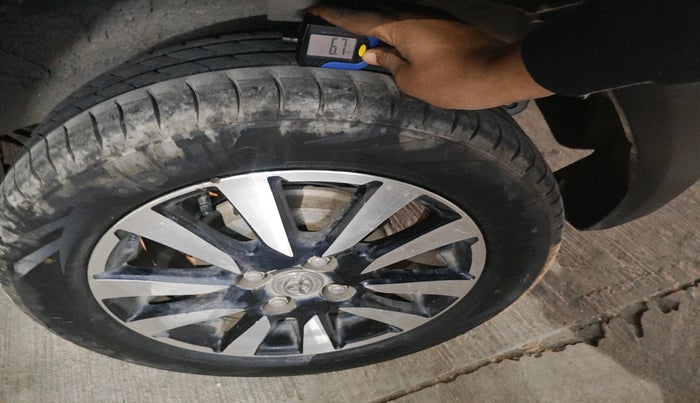 2014 Toyota Etios CROSS 1.2 G, Petrol, Manual, 81,531 km, tyre