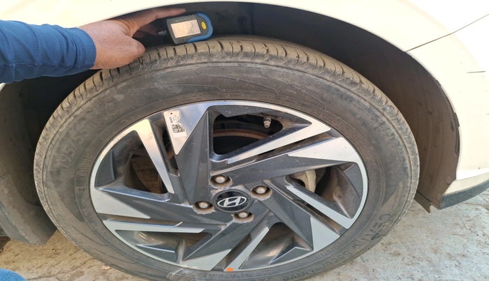 2022 Hyundai NEW I20 ASTA (O) 1.5 CRDI MT, Diesel, Manual, 31,046 km, tyre