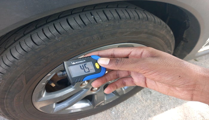 2020 Ford FREESTYLE TITANIUM 1.2 PETROL, Petrol, Manual, 45,200 km, tyre