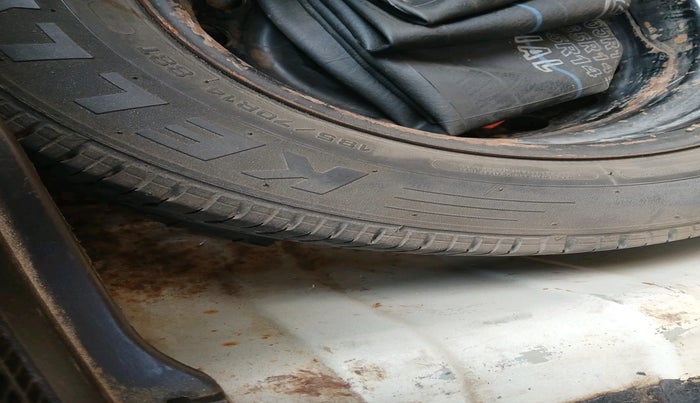 2011 Hyundai i20 SPORTZ 1.2, Petrol, Manual, 96,981 km, tyre