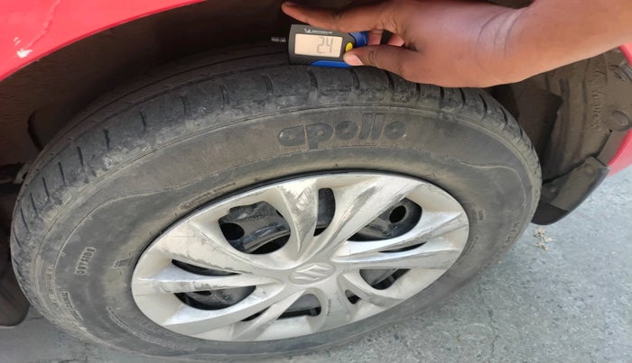 2019 Maruti Swift VXI AMT, Petrol, Automatic, 34,282 km, tyre