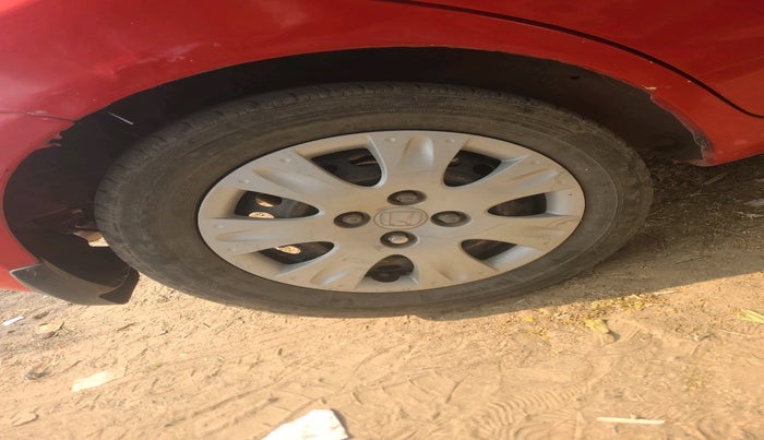 2014 Honda Brio S MT, Petrol, Manual, 85,267 km, tyre