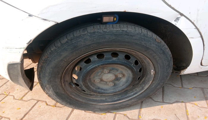 2010 Nissan Micra XL PETROL, Petrol, Manual, 1,68,904 km, tyre